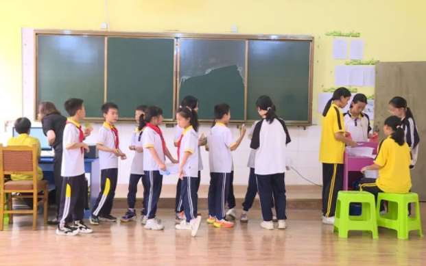 取得奖赏鼓励机制让学生自动追寻生长愿望开启学习热心的闸门 取得奖赏鼓励机制让学生自动追寻生长愿望开启学习热心的闸门